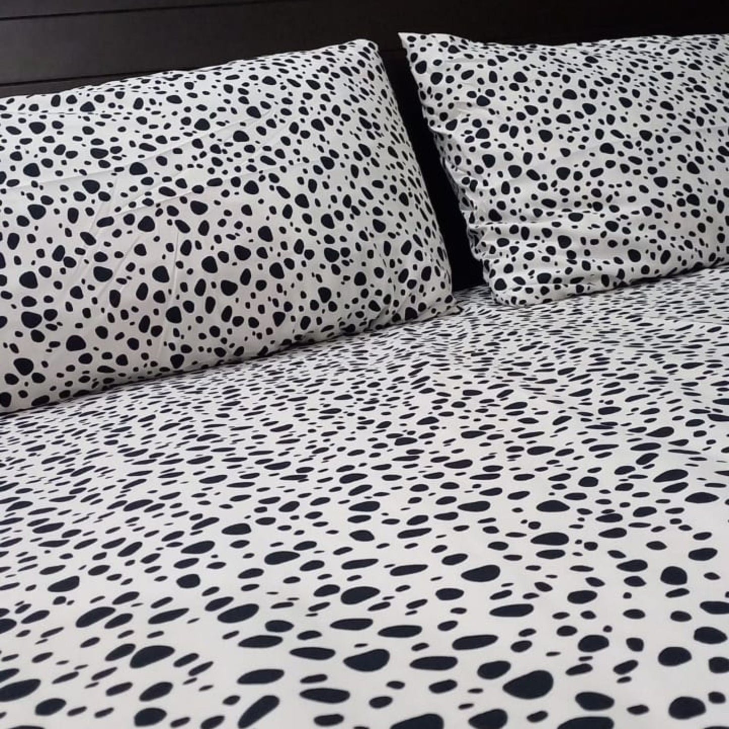 premium luxury bed sheet