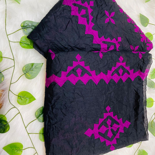 Midnight Bloom – Black Base, Purple Grace