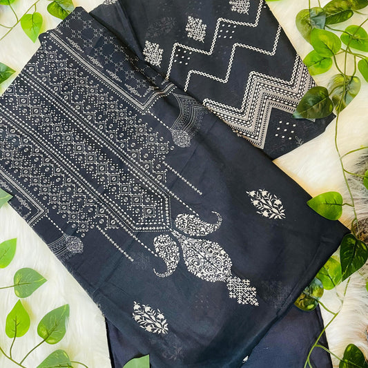 Grace in Gray – Simplicity with Style