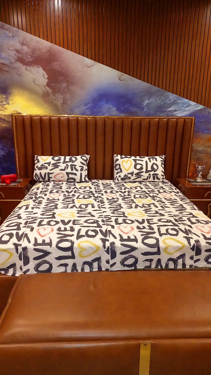 premium luxury bedsheet